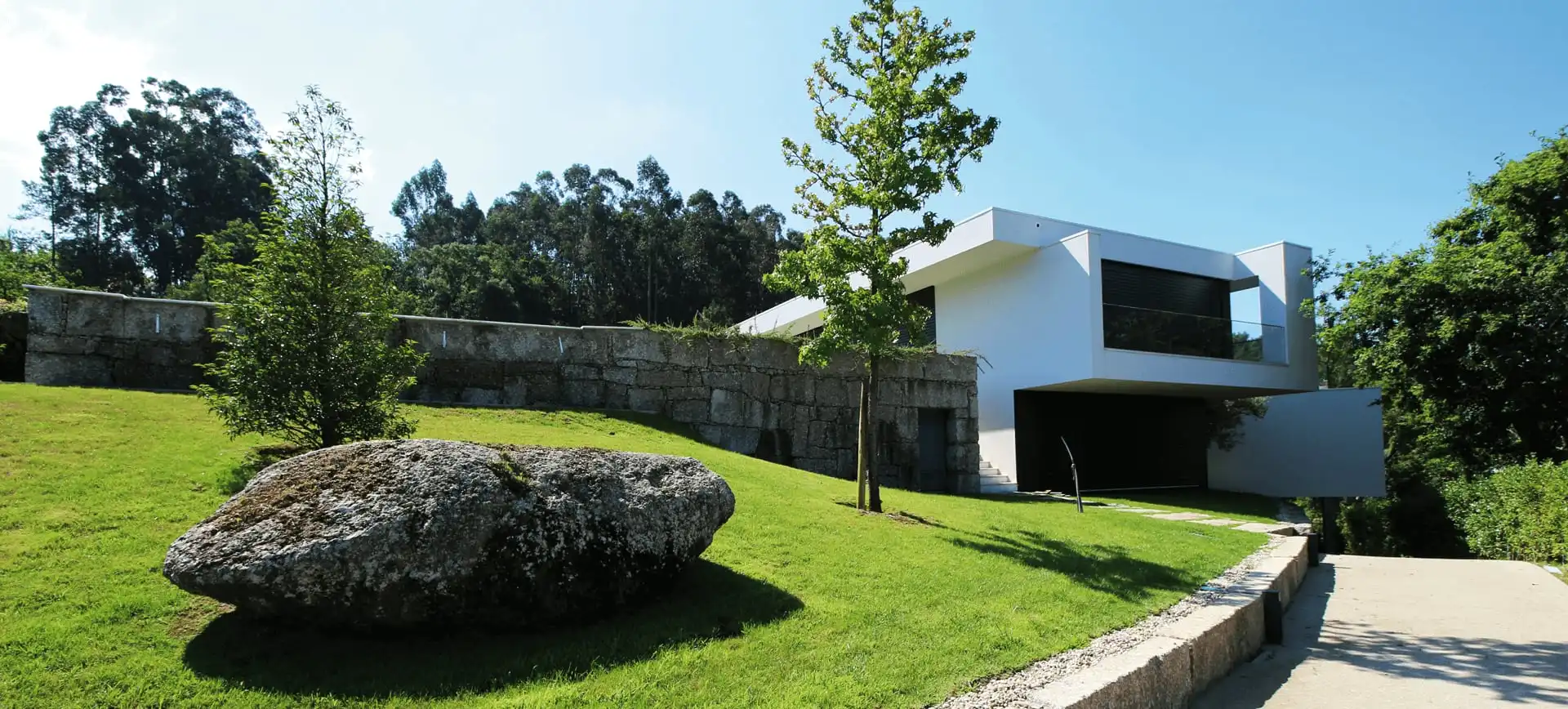Casa VM, Portugal